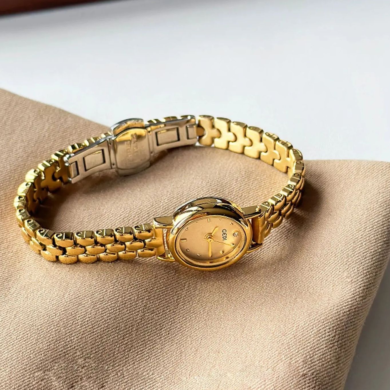 Women's Original Luxury Brands - Luxury Watch Index recension och pris