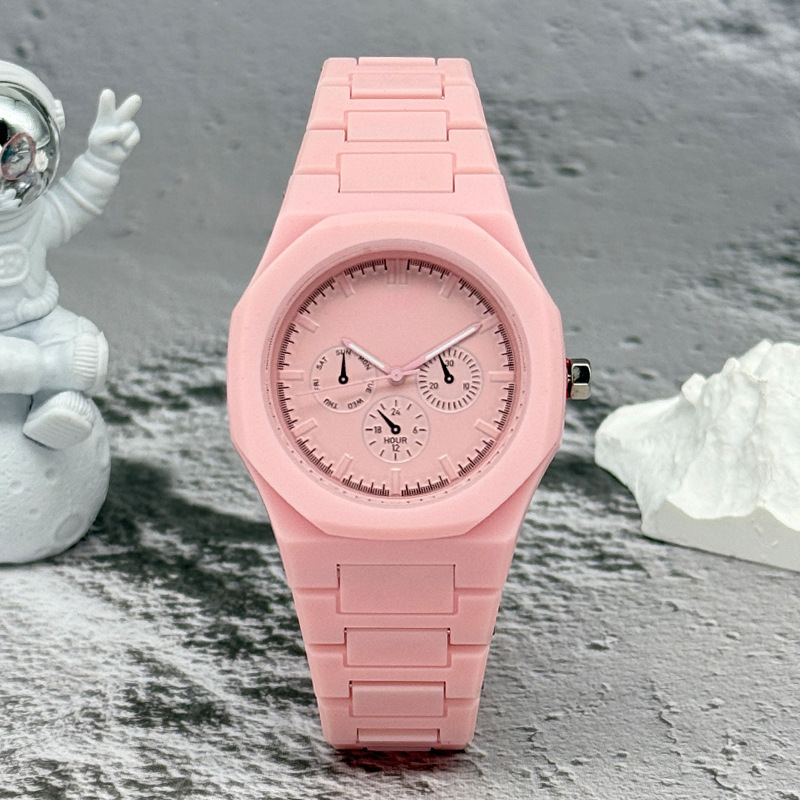 Famous Brand Fake Three-Eyed D - Luxury Watch Index recension och pris